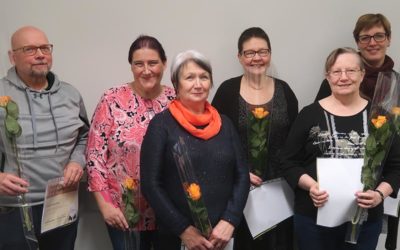 Kouluttauduttiin kokemusasiantuntijoiksi