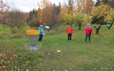 Omaisten virkistyskurssilla liikuttiin Kisakallion urheiluopistolla