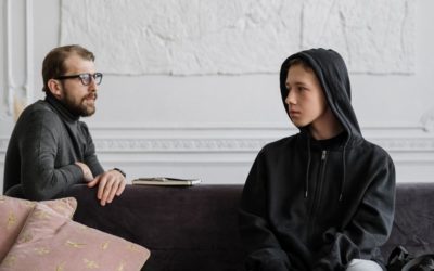 Vanhemman psyykkisen sairauden puheeksi ottaminen perheessä