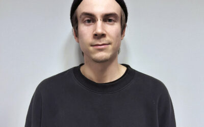 Roope Juola: Mielenterveys- ja päihdetyö lähi- ja läheisverkostossa, mielenterveysomaisten asialla.